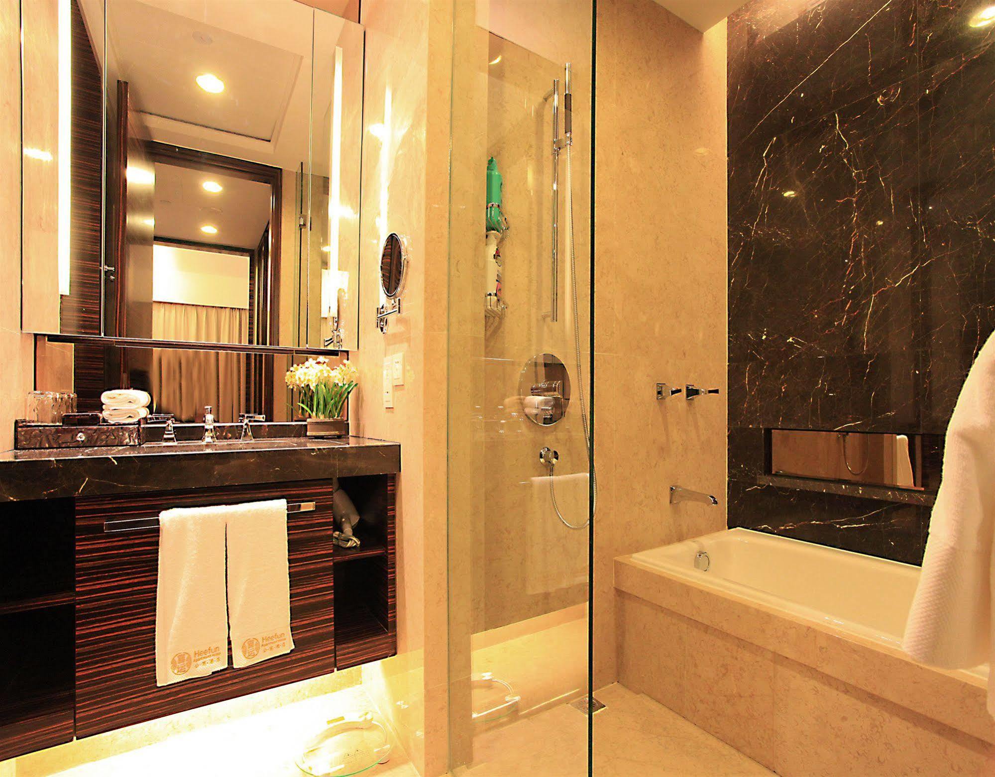 Heefun Apartment Gz -Poly World Trading Center-Walking Distance To Canton Fair Eksteriør billede